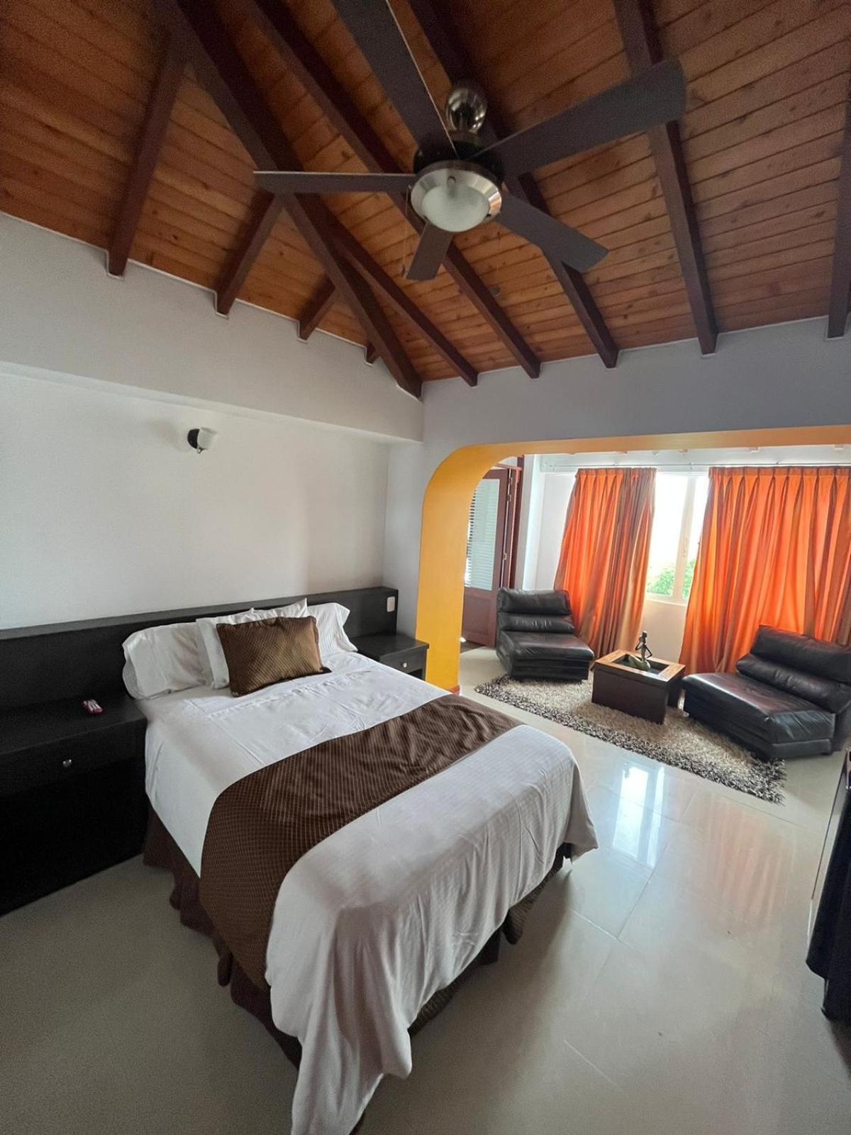 Serenity Suites Casa Boutique Bucaramanga Exteriör bild