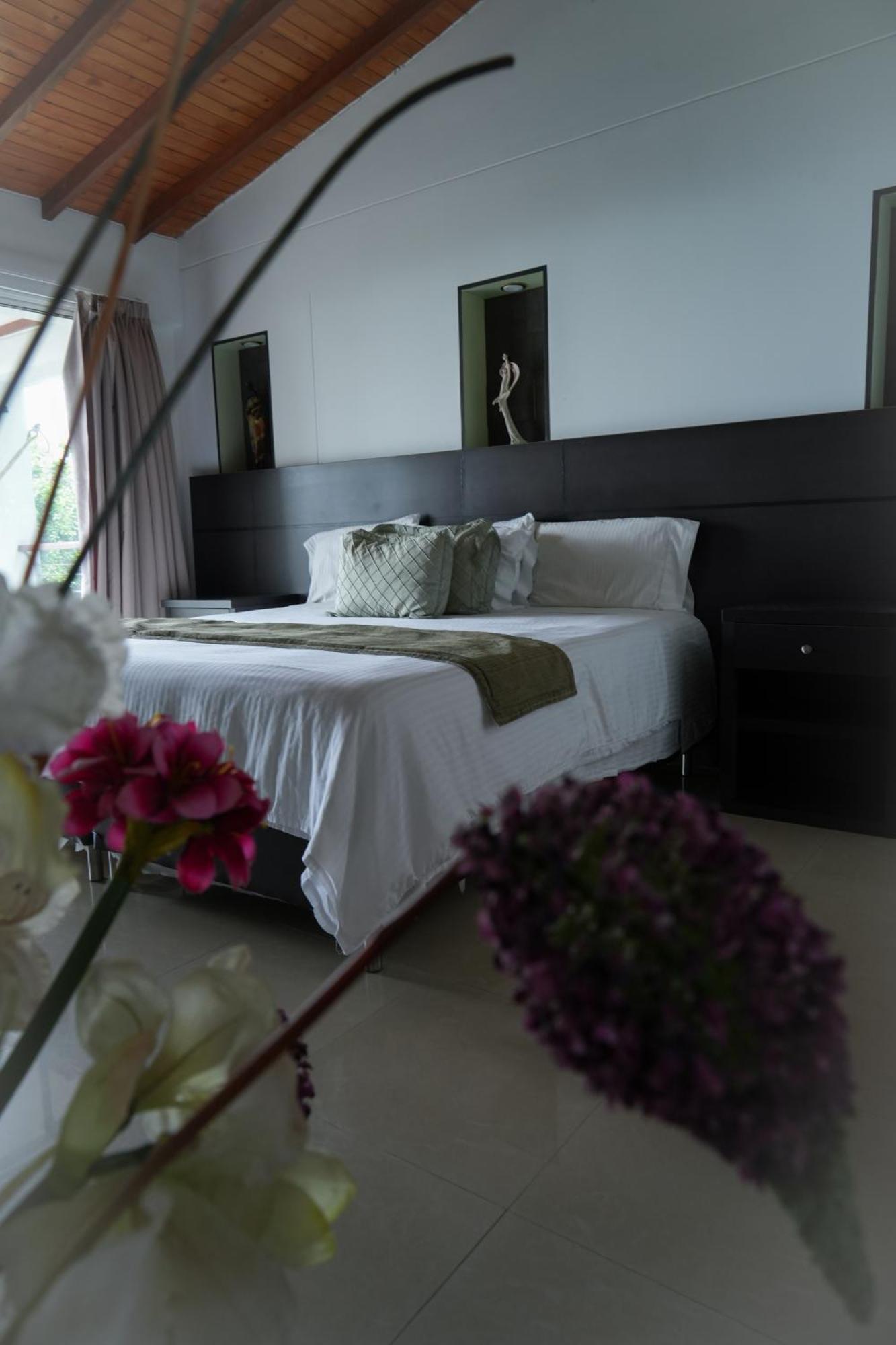 Serenity Suites Casa Boutique Bucaramanga Exteriör bild